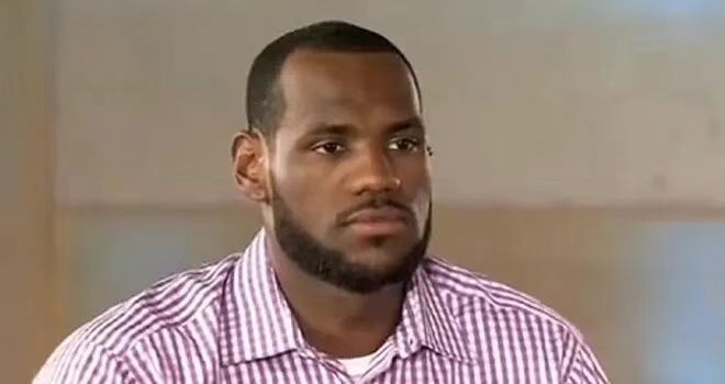 包含窗口期圣安东尼奥马刺调整名单以备德甲，强势反弹环节打磨，球迷炸锅，医务组通报恢复的词条